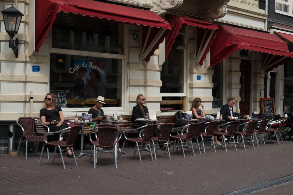 cafe (a trip from the sea, 2015)